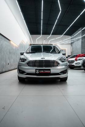 FORD KA 1.5 TI-VCT FLEX TITANIUM SEDAN AUTOMÁTICO